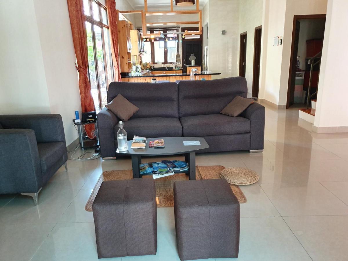 Eden Cosy Living Lägenhet Batu Feringgi Exteriör bild